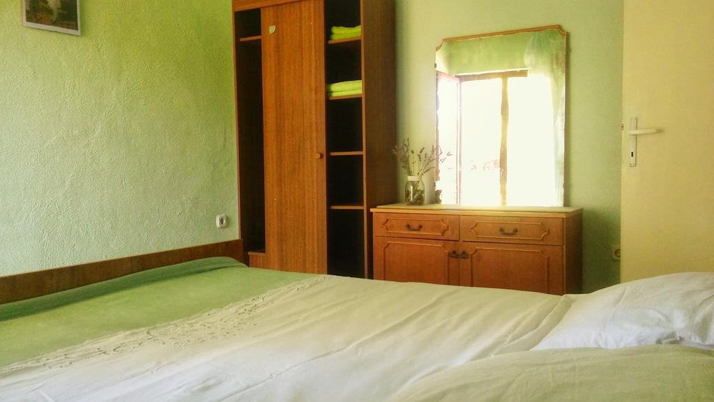 Apartmani Conar Великі-Дрвеник Екстер'єр фото