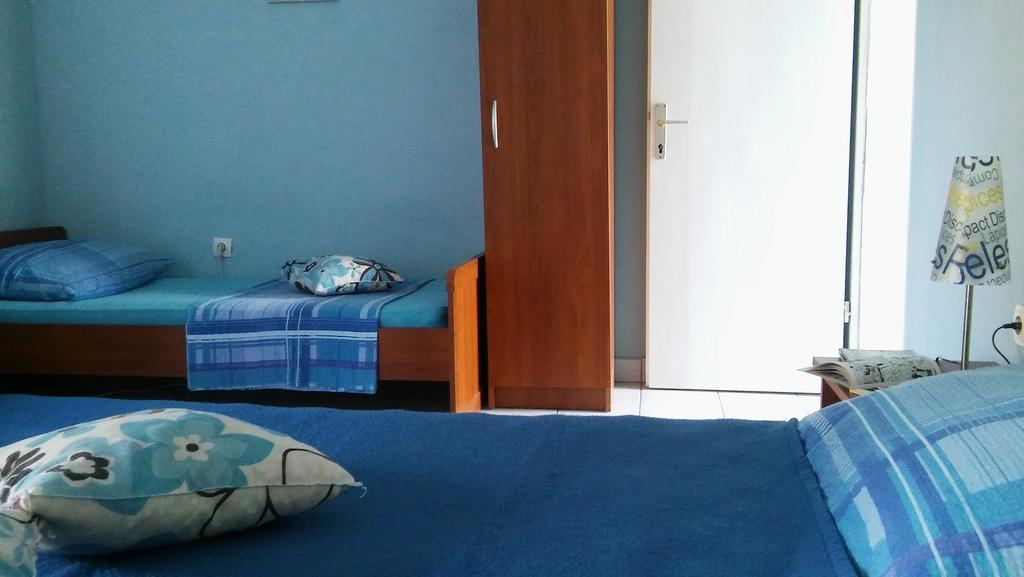 Apartmani Conar Великі-Дрвеник Екстер'єр фото